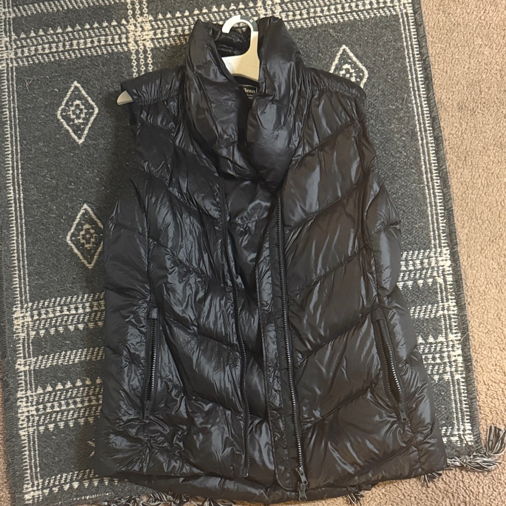 L.L. Bean Women's Shiny Black Puffer Vest